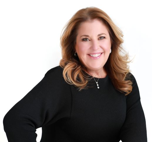 2020 BFM Headshot - marketing 9.2020 woman in black